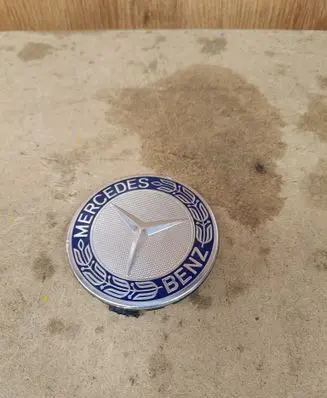 Mercedes-Benz GLC C253 Original wheel cap A1714000025