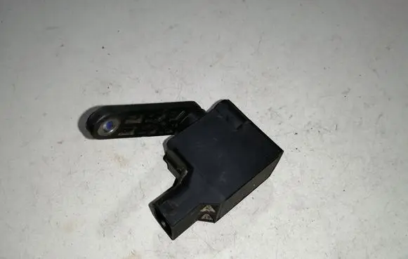 Volvo XC90 Headlight/headlamp level sensor 8622446