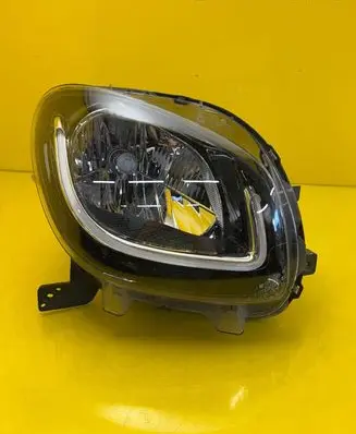 Smart ForTwo III C453 Headlight/headlamp A4539063601