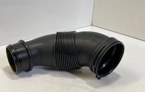 Volkswagen Phaeton Air intake duct part 3D0129615Q