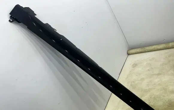 BMW X1 F48 F49 Sill 7332328