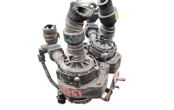 Peugeot 3008 II Electric auxiliary coolant/water pump 9818813480 0392023423