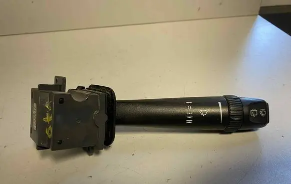 Volvo V70 Wiper control stalk 30669741 04W28D 04V28