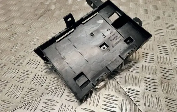 Opel Astra K Battery tray 39239096 467597050