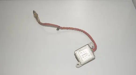 BMW X6 E71 Lambda probe sensor 8576469 13628576469 8589844