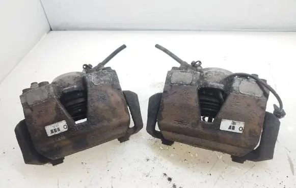 Audi Q5 SQ5 Front brake caliper 8R0105F 9092B 8R0106F
