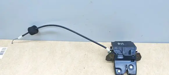 Mercedes-Benz E W211 Loading door lock A1717500085