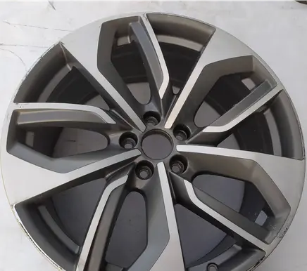 Audi e-tron R20 alloy rim 4KE601025