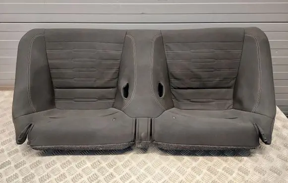 Ford Mustang VI Rear seat 