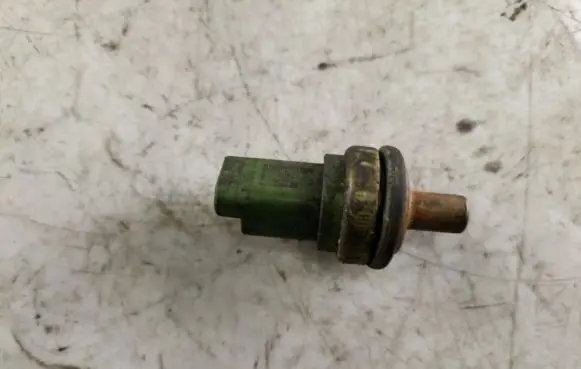 Coolant temperature sensor