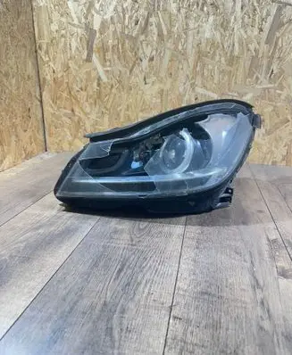 Mercedes-Benz C W204 Headlight/headlamp A2048204539 29532951 LE09C6220