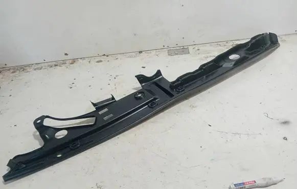 BMW 5 G30 G31 G38 Other engine bay part 7349606 74850613