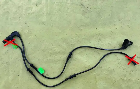 Mercedes-Benz A W169 ABS brake wheel speed sensor A1695404005