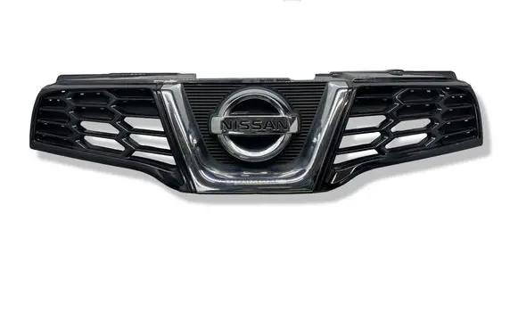 Nissan Qashqai Front bumper upper radiator grill 62310BR00A