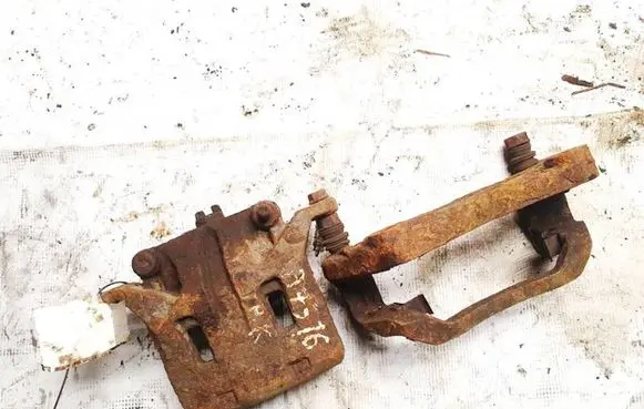 Nissan Murano Z50 Front brake caliper