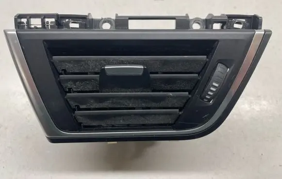 BMW 4 F36 Gran coupe Dashboard side air vent grill/cover trim 9346225