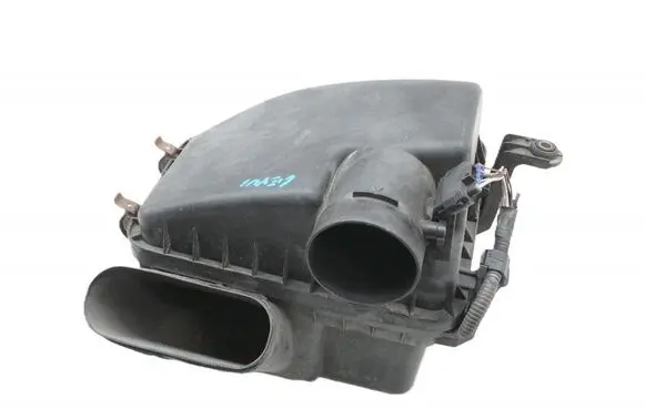 Lexus SC 430 Air filter box 2202050211