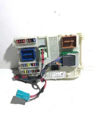 Volvo XC60 Fuse module 31327996AA BG9T14C256GA 3659AF01125TP