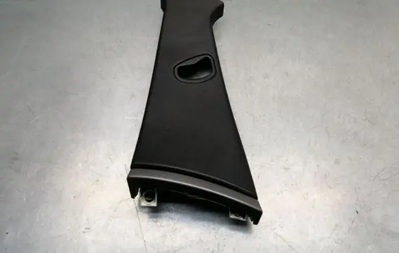 BMW 7 E65 E66 (B) pillar trim (top) 7001979 437001979