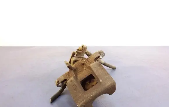 Mitsubishi Outlander Rear brake caliper