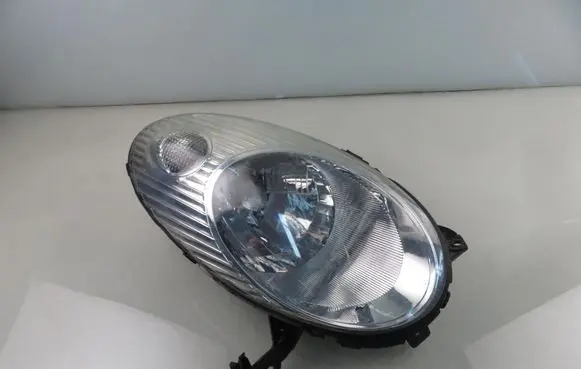 Nissan Micra Headlight/headlamp