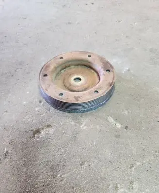 Peugeot 407 Crankshaft pulley 