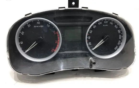 Skoda Fabia Mk1 (6Y) Speedometer (instrument cluster) 5J0920811B