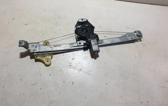 Renault Captur Front door window regulator with motor 9030295E 128001071E 3P2034B