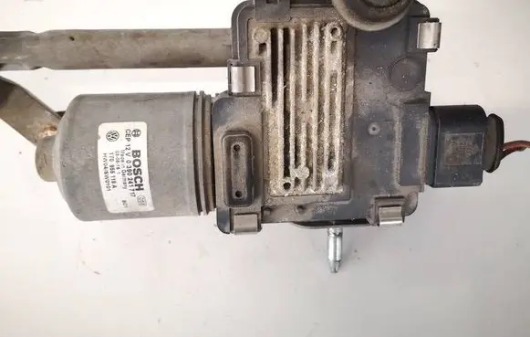 Volkswagen Touran I Wiper motor 1T0955119A 0390241717