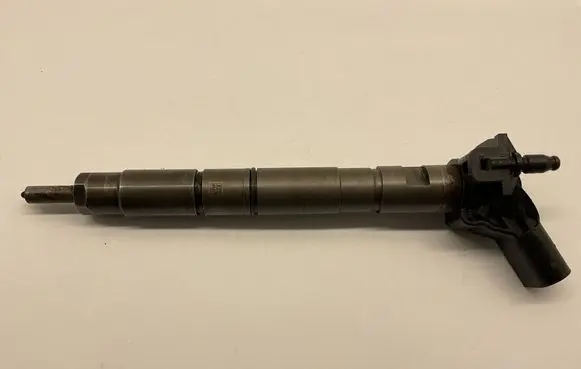Audi A6 S6 C6 4F Fuel injector 059130277R 050302 0445115019