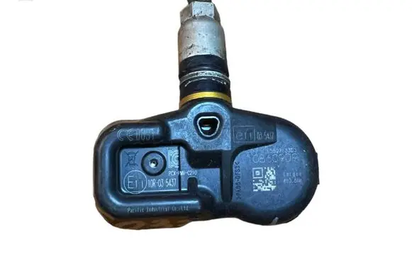 Toyota Yaris Tire pressure sensor E11035437 13B07133D3 08609D9