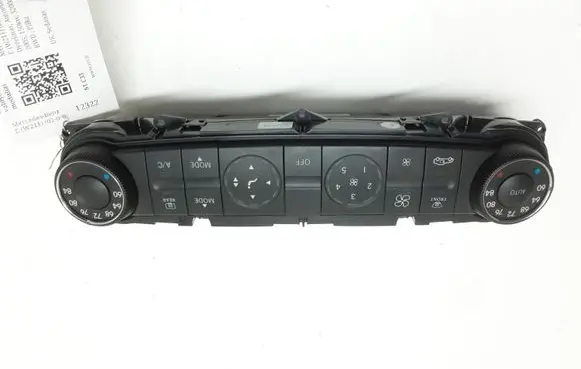 Mercedes-Benz E W211 Climate control unit 2118301885