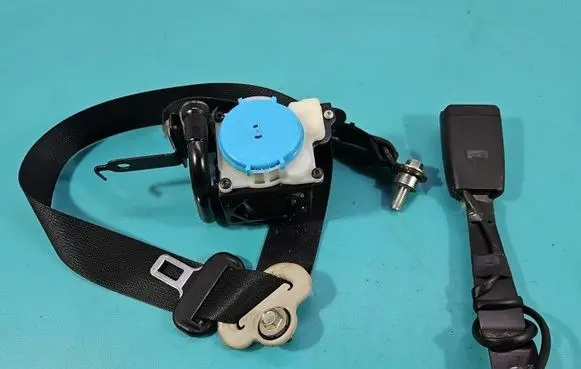 Mazda 6 Front seatbelt 0589P1000146 IMPRK1551097