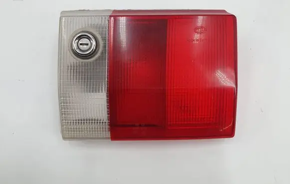 Audi 80 90 S2 B4 Tailgate rear/tail lights 893945094