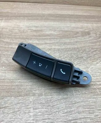BMW 7 E65 E66 Steering wheel buttons/switches 6911584 03746730
