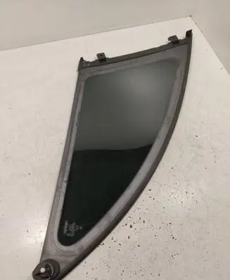 Mercedes-Benz R W251 Rear side window A2516700850