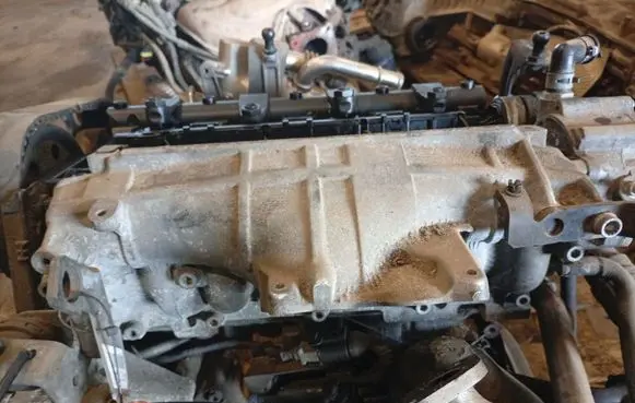 Audi A6 S6 C6 4F Intake manifold