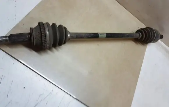 Hyundai Santa Fe Rear driveshaft 496002B010