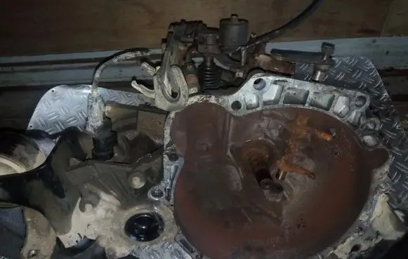 Hyundai Matrix Manual 5 speed gearbox