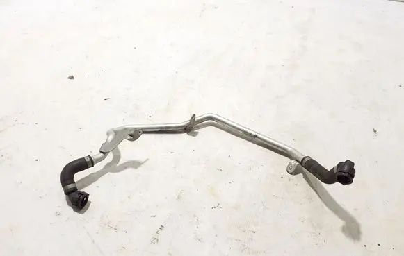 Mercedes-Benz S W223 Engine coolant pipe/hose A2562033300