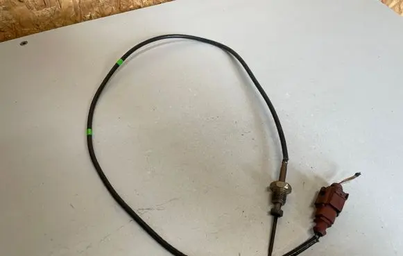 Audi A4 S4 B9 Exhaust gas temperature sensor 04L906088DB