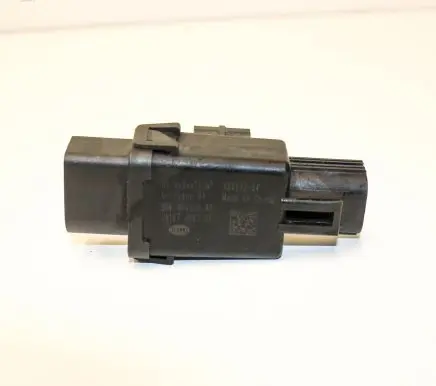 Skoda Octavia Mk3 (5E) Other relay 00857204