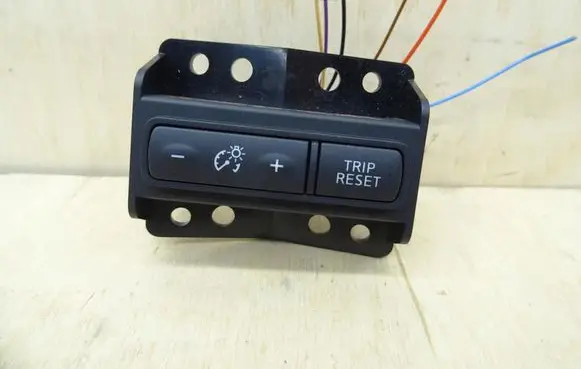 Nissan Qashqai Interior lighting switch 