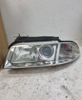 Audi A4 S4 B5 8D Headlight/headlamp