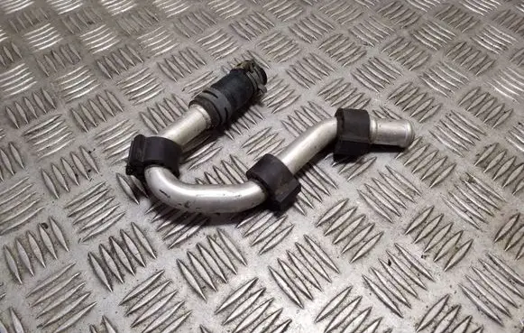 Audi Q7 4L Engine coolant pipe/hose 7L0815985