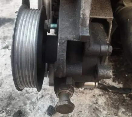Volkswagen Golf IV Power steering pump