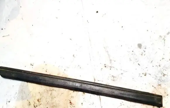 Mercedes-Benz E W124 Front door trim (molding) 