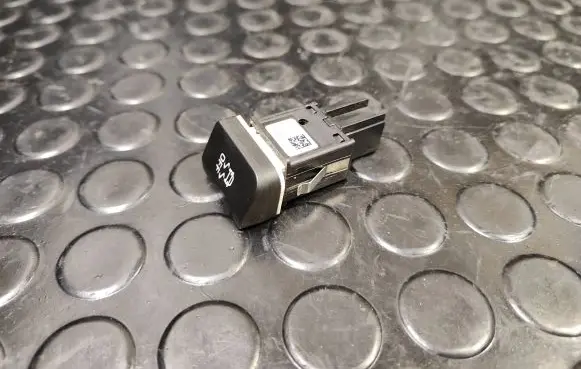 ESP (stability program) switch