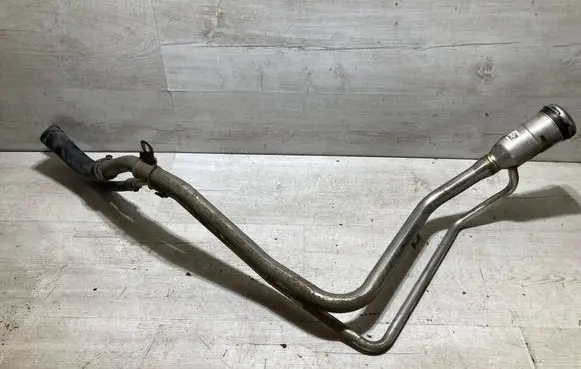 Fuel tank filler neck pipe