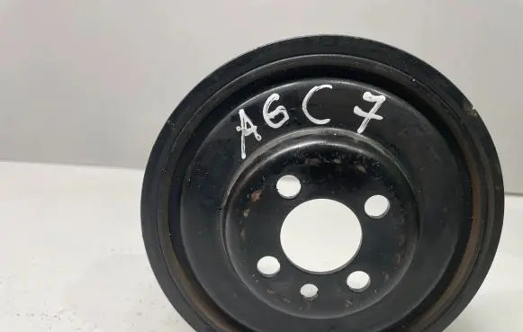 Audi A6 C7 Crankshaft pulley 038105243M